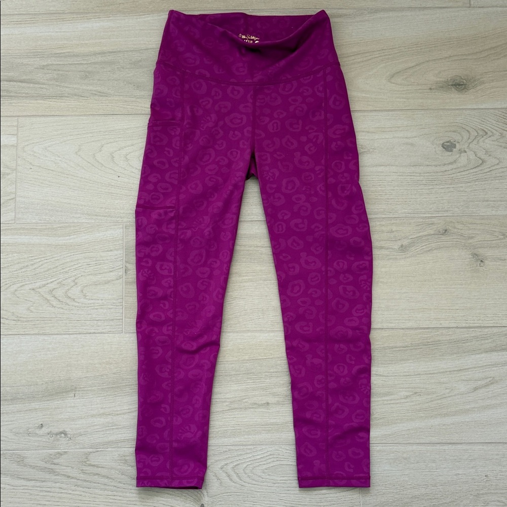 Women's Magenta Leopard Print Active Leggings Lilly Pulitzer